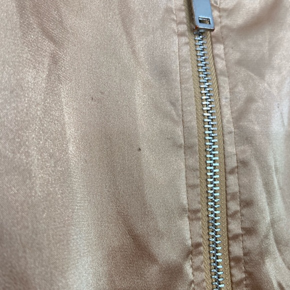 🌸 3 for $15 🌸 Gold Bomber Jacket - Picture 4 of 6